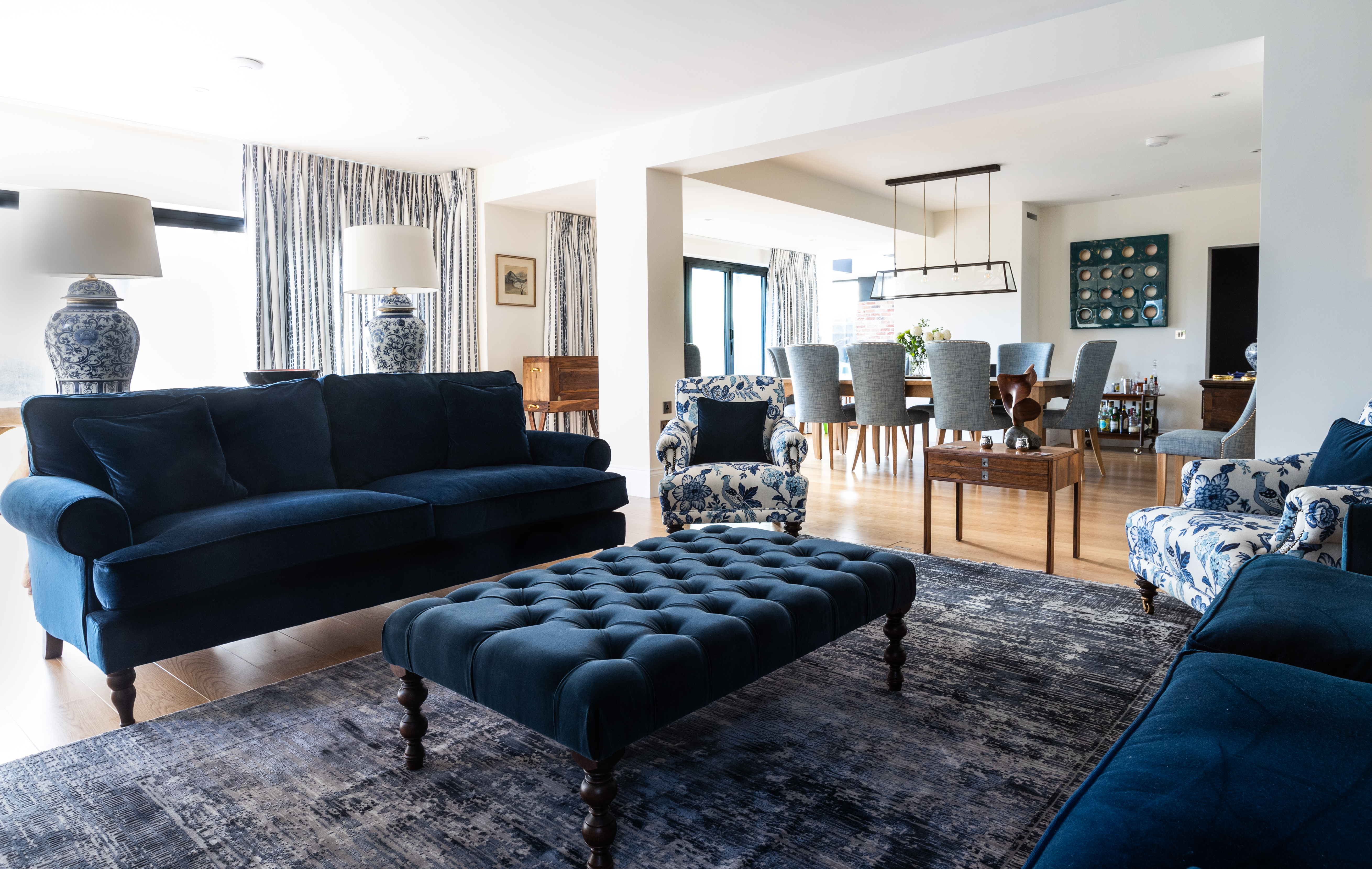 West Sussex open plan sitting room design