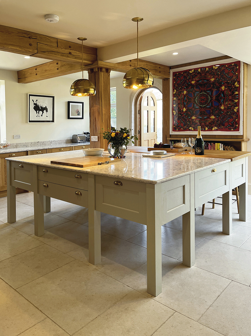 Prep island with bullnose Quartz worktop