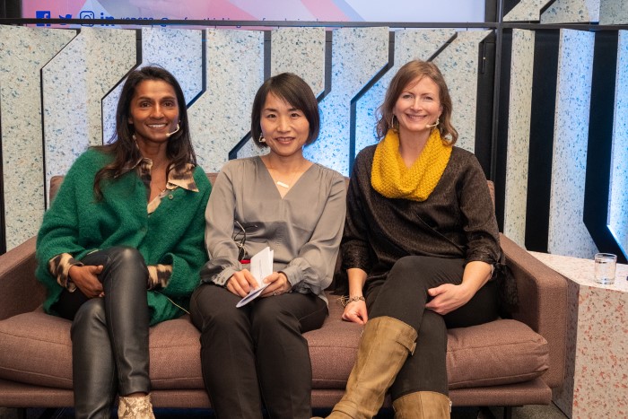 three BIID panellists.