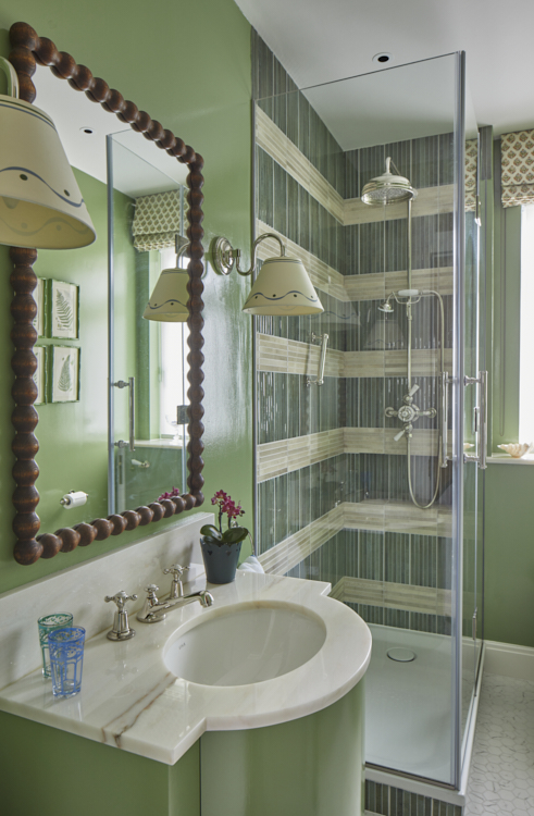 London Apartment Shower Room