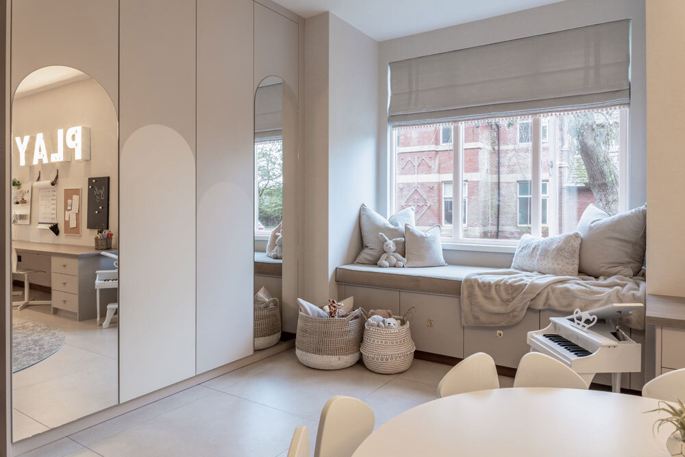 Window with window seat 