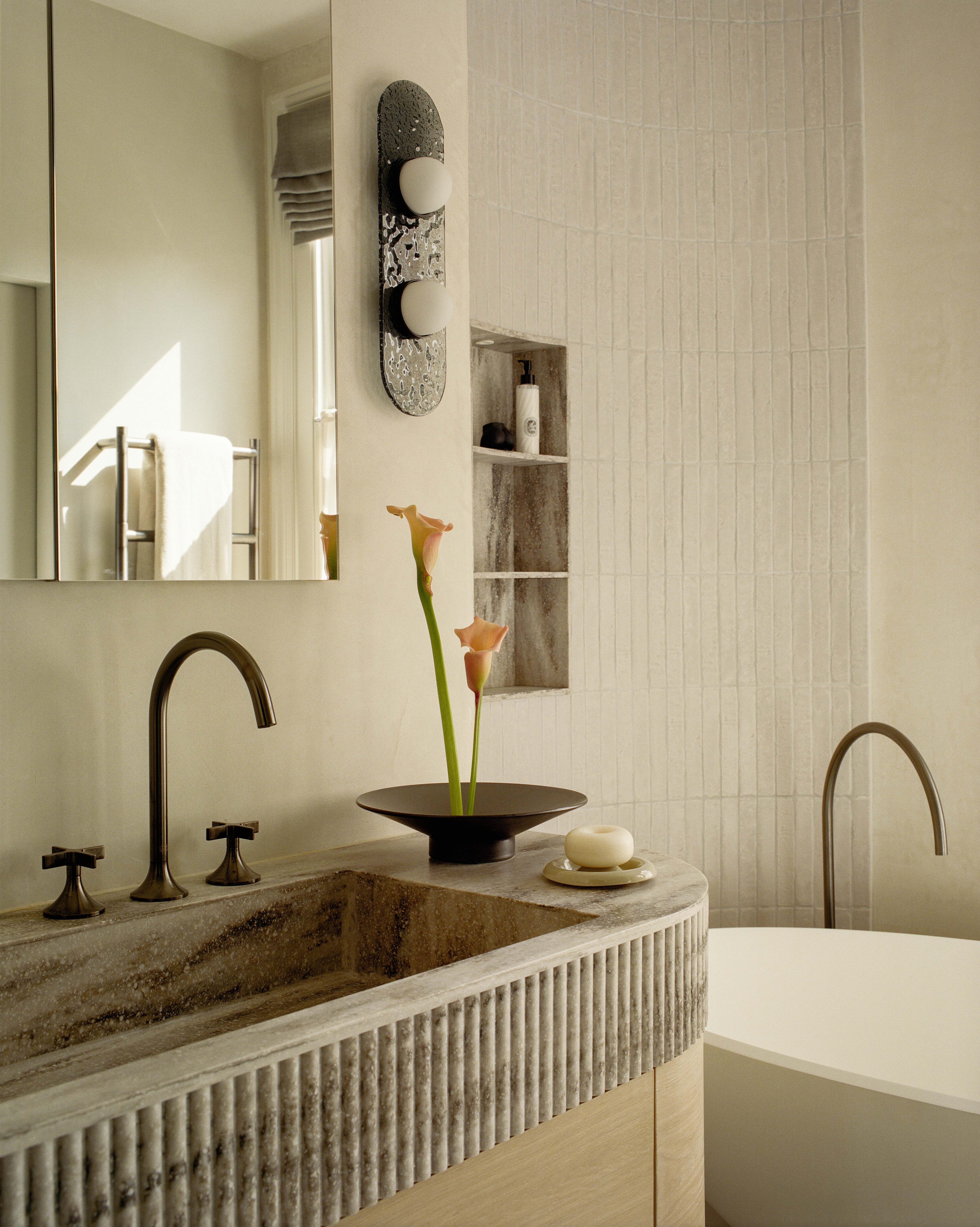 Sculptural sink KEMSI