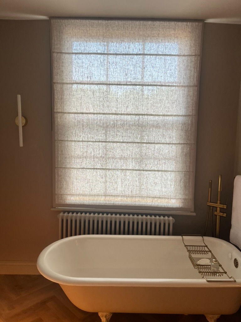 A Roman blind for privacy, texture and a gorgeous light 