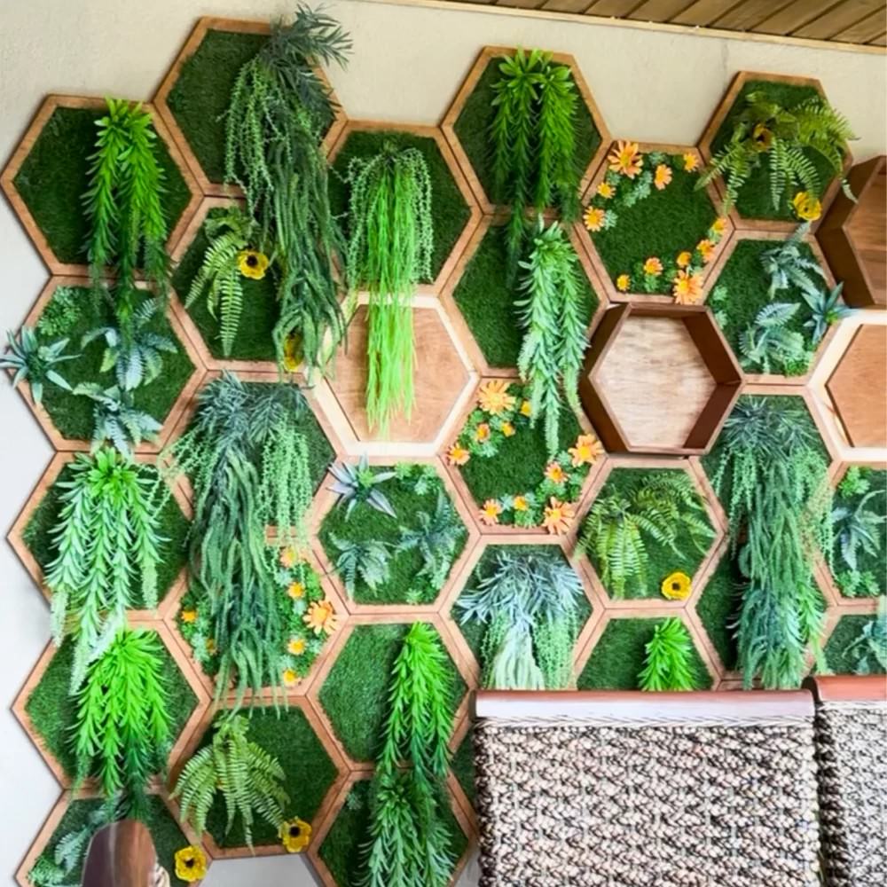 Artificial moss wall décor