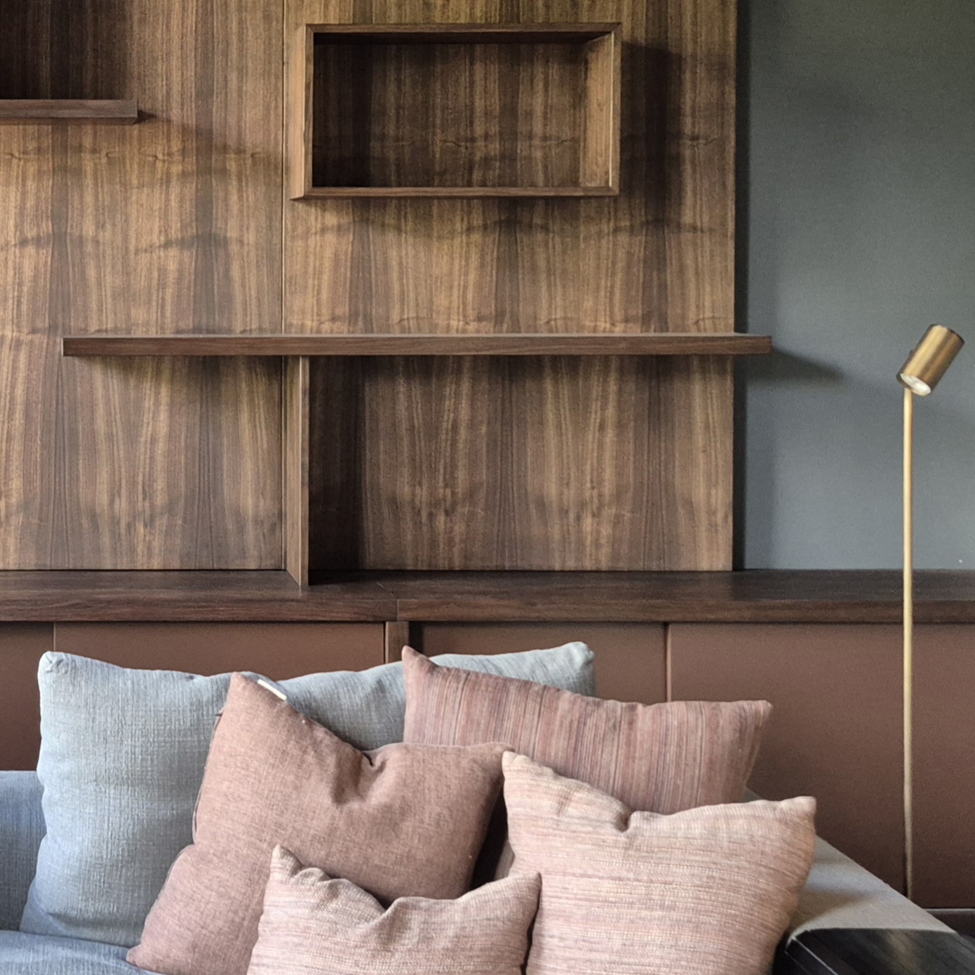 Shelving detail