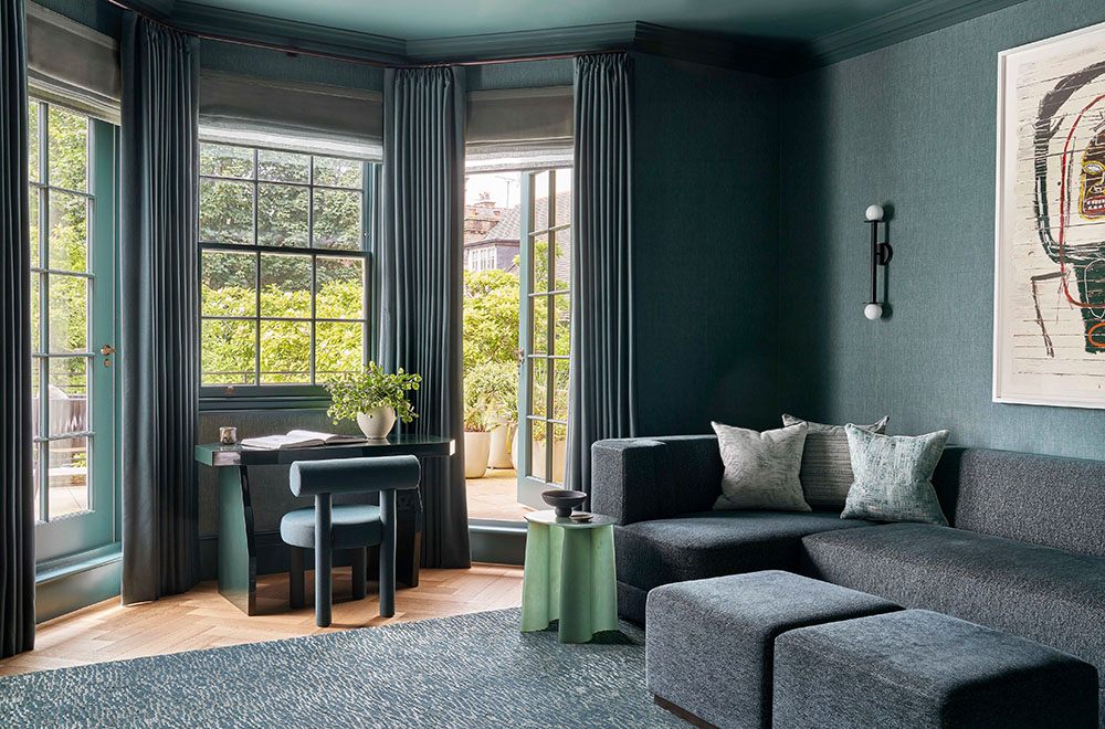 A Chromatic Townhouse