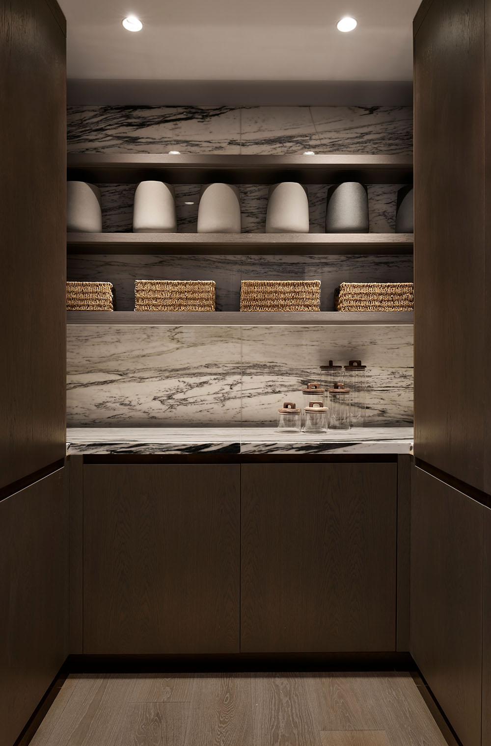 Units and shelves