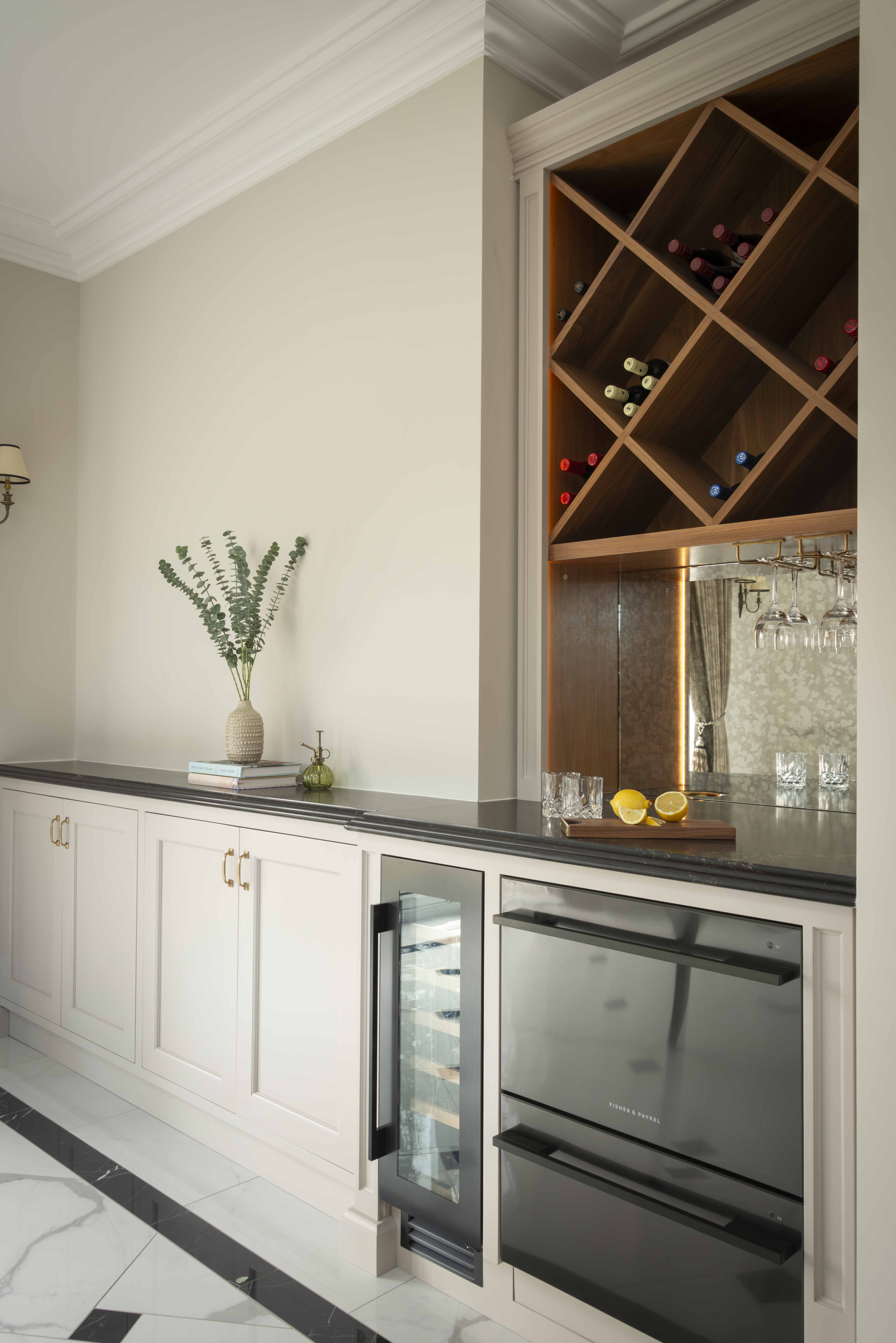 Dining room bar