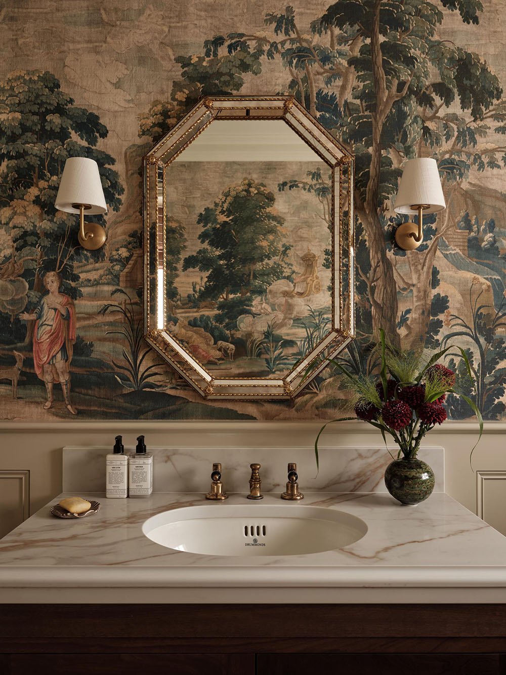 Wallpaper in bathroom