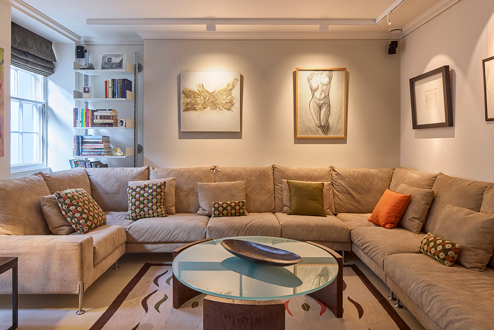 Horsehoe sofa
