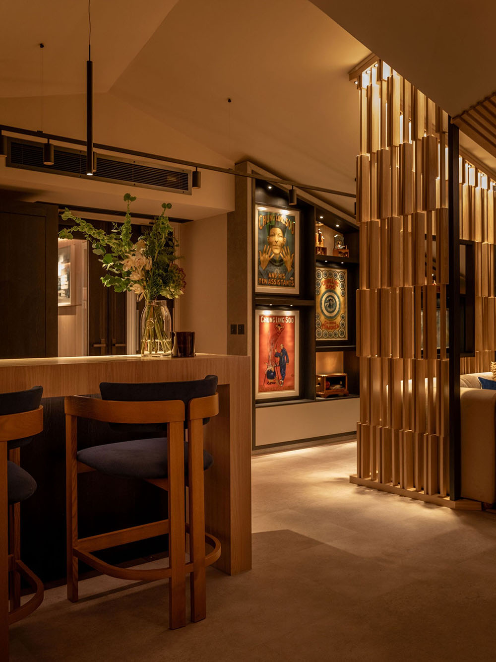 Kitchen with partition