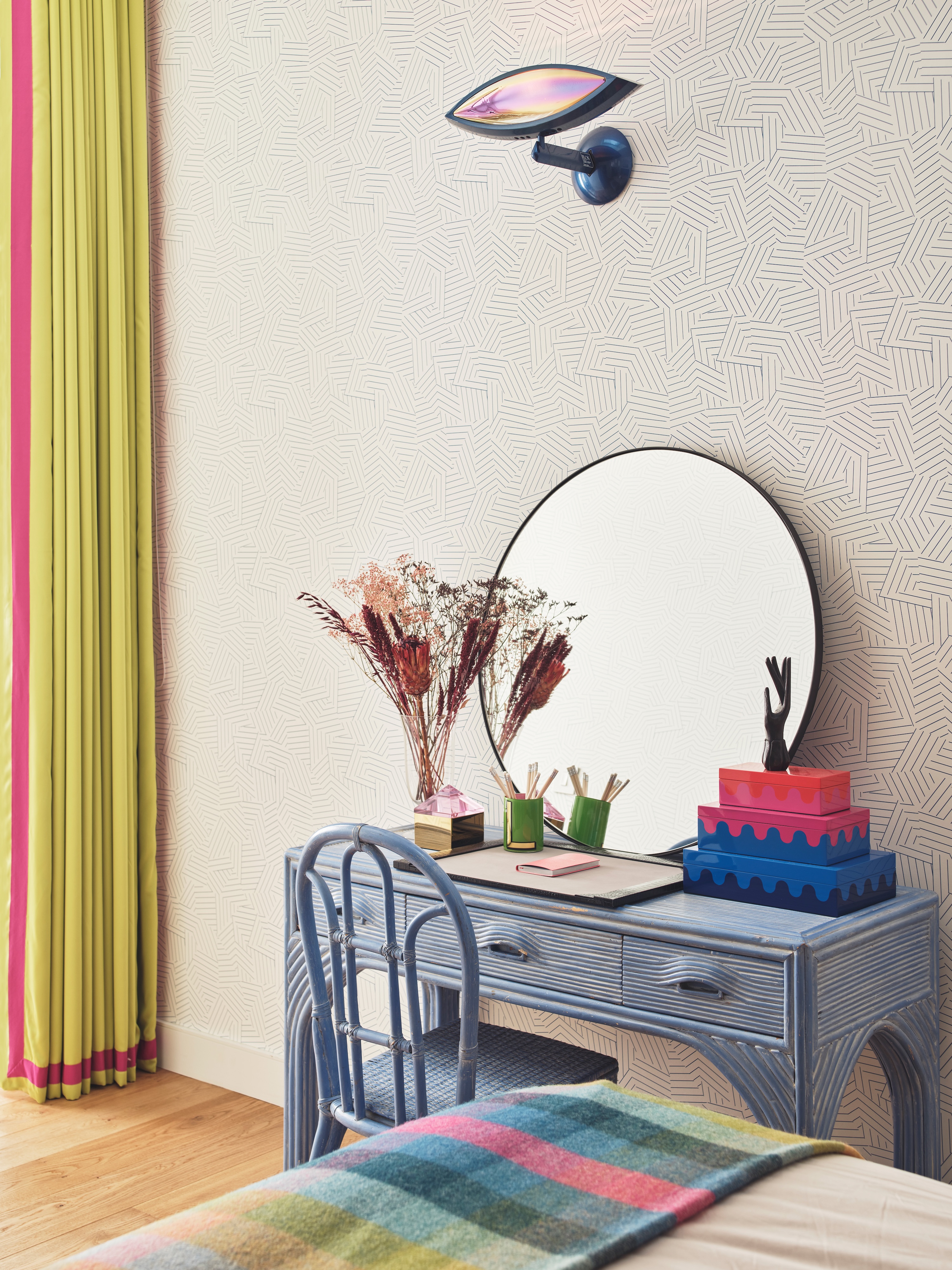 Studio L London That's A'Moire! 80s inspired teen bedroom