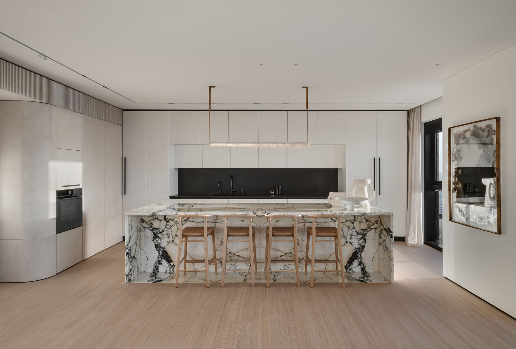 suite apartment in Tel Aviv with Fabrique wood parquet flooring