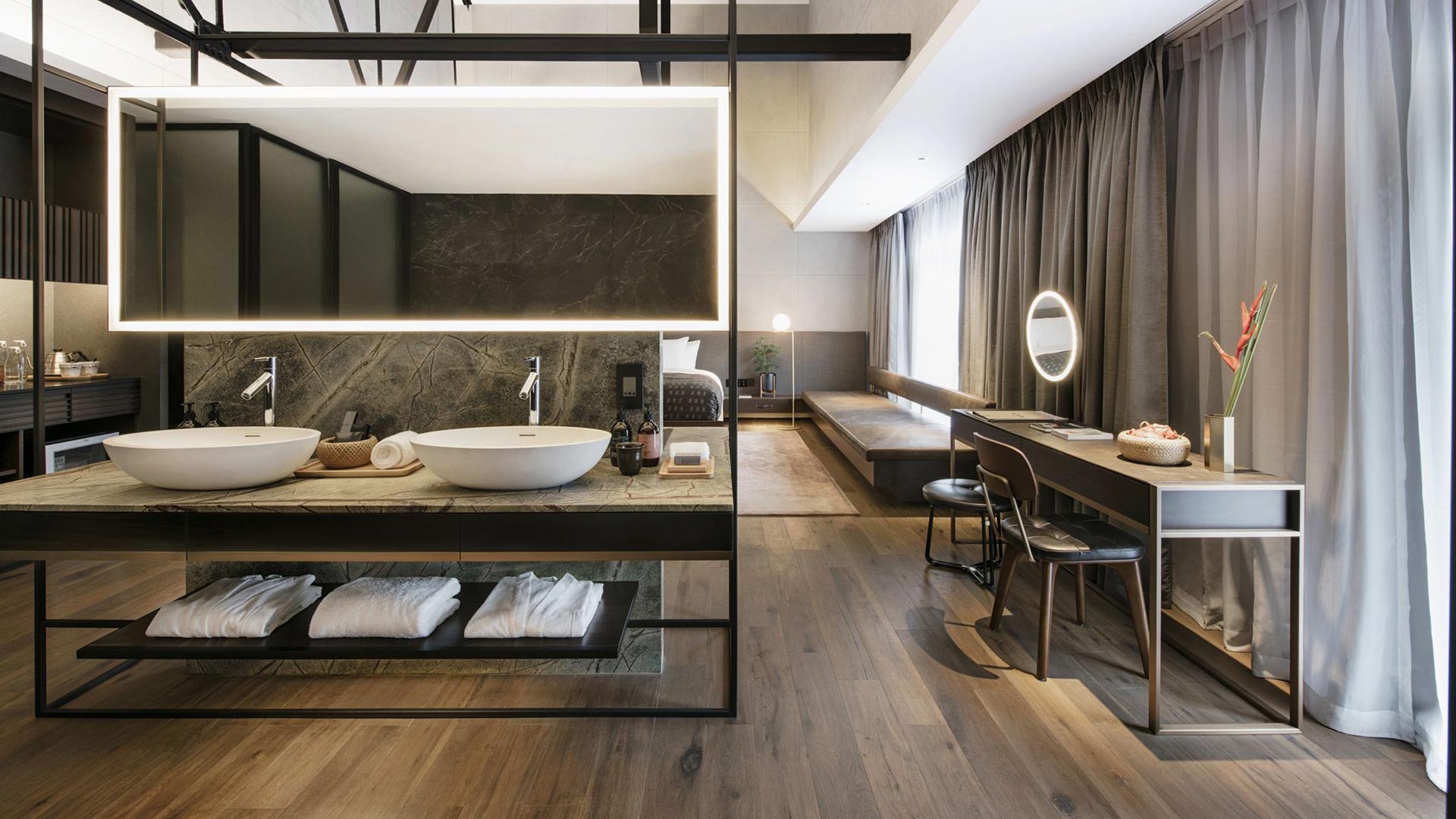 Warehouse Hotel Special Contract collection